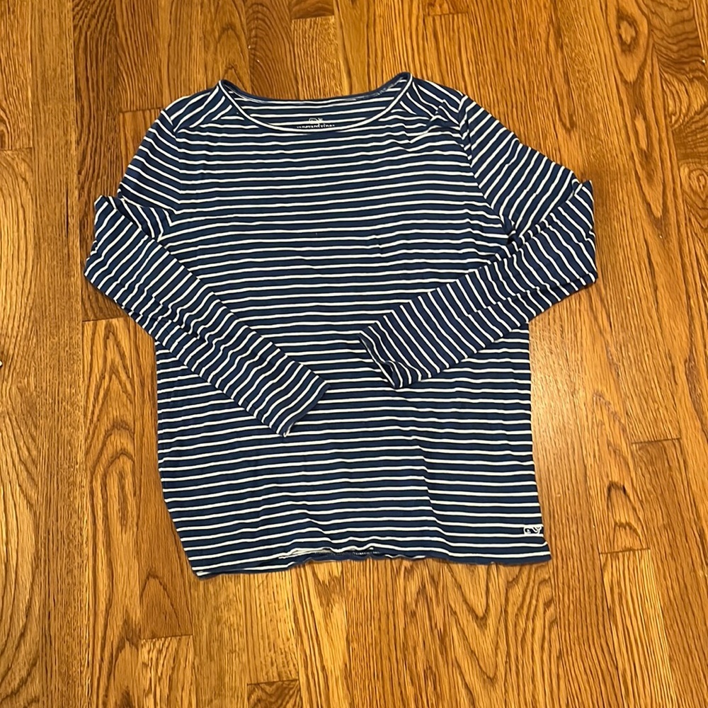 Vineyard Vines Top